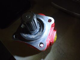 Eaton Bezares Hydraulic Gear Pump C/547 ZFB0287 - $766.91 CAD