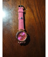 Pink Watch Suede Band - $769.23 MXN