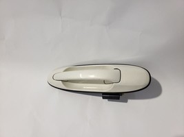 057 Pearl White Rear Right Door Handle Assembly OEM 98 99 02 05 07 Lexus... - $9.60