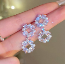 Shine moment! Vintage flash diamond earrings niche design sense studs women - $19.80