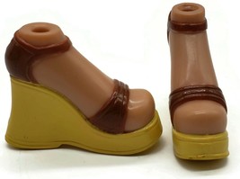Bratz Shoes Strut It Yasmin Feet MGA 2002 Brown Yellow Platform - $12.80