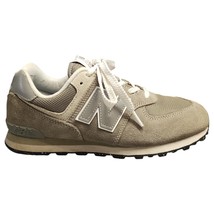 New Balance Classic 574 Sneakers Boys Size 5 Gray White Suede Lace Up GC... - $49.39