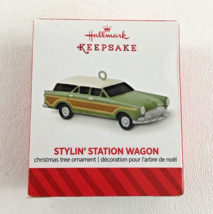 Hallmark Keepsake Christmas Ornament Miniature Stylin' Station Wagon Car 2014 - £19.69 GBP