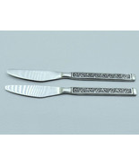 Vintage Stainless Steel Place Knives Scroll Vine Pattern set of two VGUC... - $151.16 MXN