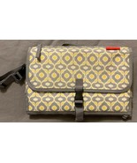 Skip Hop Diaper Changing Station Clutch in One Foldable Multiple Pocket ... - $319.78 MXN