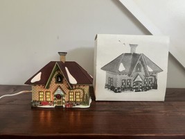 Department 56 New England Village Series Apple Valley School 56.56172 Vintage - $19.79