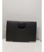 PATRIOT   2012 Glove Box 1430803 - $939.62 MXN