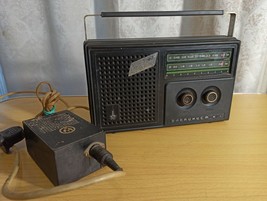 Soviet vintage  radio Alpinist  418  USSR. work. 1980 - $54.45