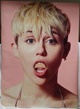 Miley Cyrus - 2014 Bangerz Tour Concert Program Book - Near Mint Condition - £31.16 GBP