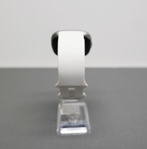 Fitbit Versa 4 FB523 Smartwatch Platinum Aluminum with White Band image 4
