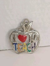 I Love To Teach Silver Apple Keychain - $144.20 MXN