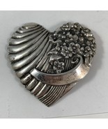 Vintage Sterling Silver Truart Repousse Heart Brooch - $544.82 MXN