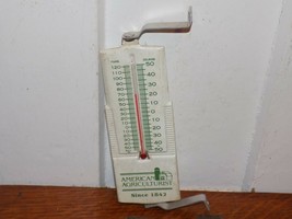 Vintage American Agriculturist Since 1842 Thermometer - $553.60 MXN
