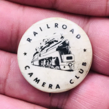 Vintage Railroad Camera Club Locomotive Celluloid Pin 1&quot; - £11.21 GBP
