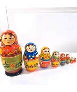 Vintage Matryoshka Dolls Russian Wooden Nesting Dolls Wood Peasant Girls... - $1,140.41 MXN