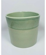 Faïence Pot de Fleur Prises, Deux Ton Vert , 4 &quot; x 5 1/4 &quot; Par Toile - $371.75 MXN