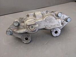 Akebono Front Left Driver Side Brake Caliper 2015-2020 Chevrolet GMC - €63,29 EUR