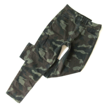 NWT American Eagle Outfitters Camo Corduroy Mom Jean in Green Stretch Pants 2 26 - £24.05 GBP