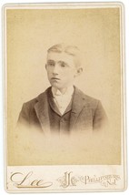 Circa 1890&#39;S Cabinet Card Handsome Young Boy In Suit &amp; Tie Lee Phillipsburg, Nj - £7.43 GBP