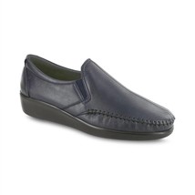 Sas women&#39;s dream slip on loafer - medium in NAVY - $122.00