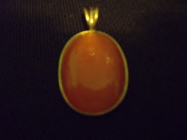Goldtone Oval Shaped Orange Enhancer/Pendant - €15,38 EUR