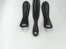 Vintage Plastic Shoehorn Spoon Shoes Lifter Kenneth Cole Donna Karan Lot of 3 image 9