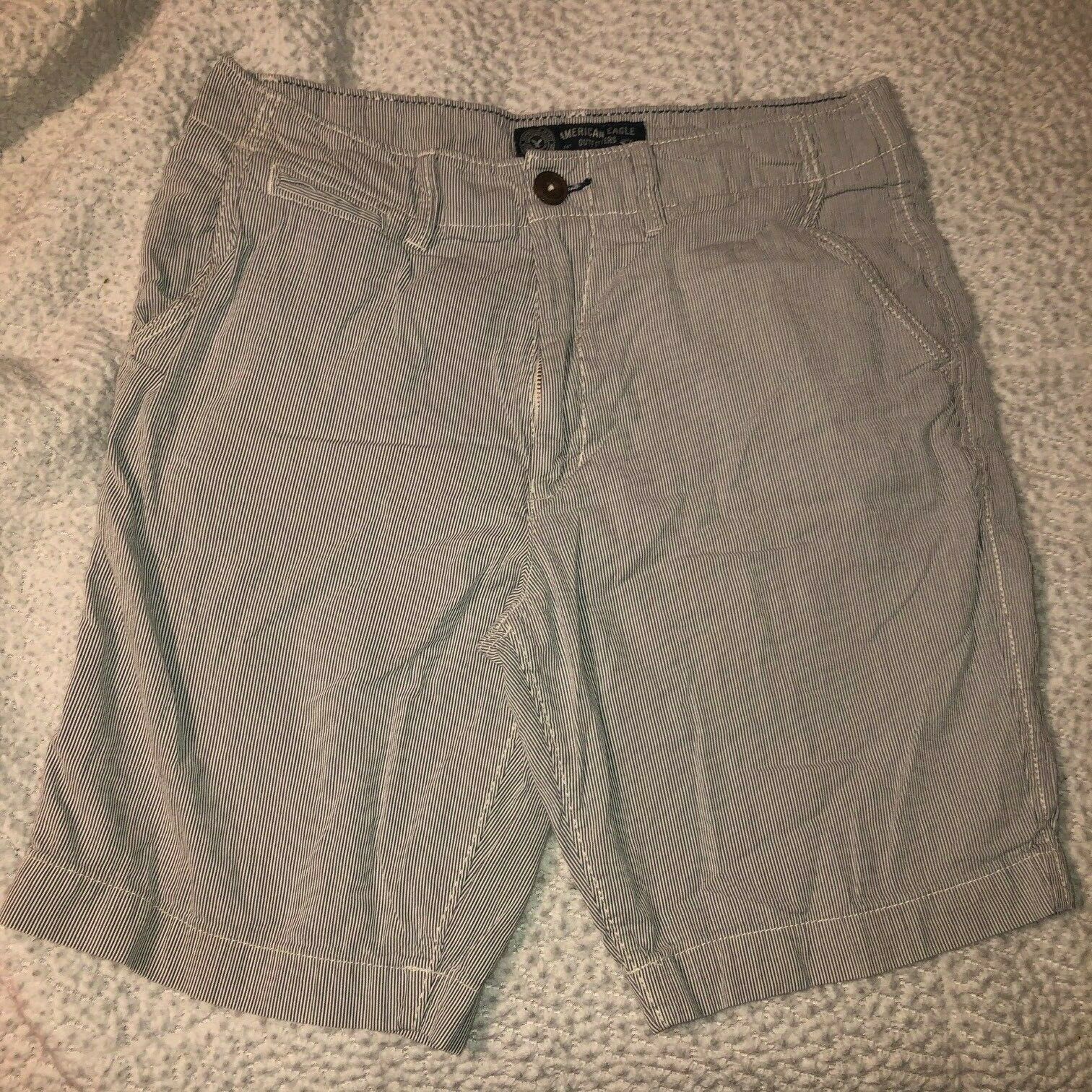 American Eagle Seersucker Striped Shorts Men&#39;s SZ 32 Inseam 9&quot; Blue &amp; White - $8.90