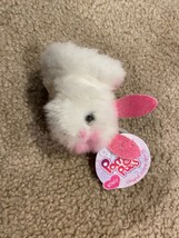 Pomsie Poos Honey Series 1 Backpack Clip Or Wearable Plushie with Tag  - $3.00