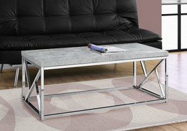 47" Gray And Silver Iron Coffee Table - $5,813.85 MXN