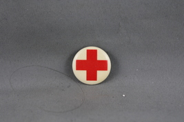 Vintage Red Cross PIn - Classic Red Cross on White - Metal Pin  - £11.77 GBP