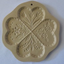 Four Hearts Brown Bag Ceramic Cookie Mold Hill Design 1994  Clover Flowers - $20.00