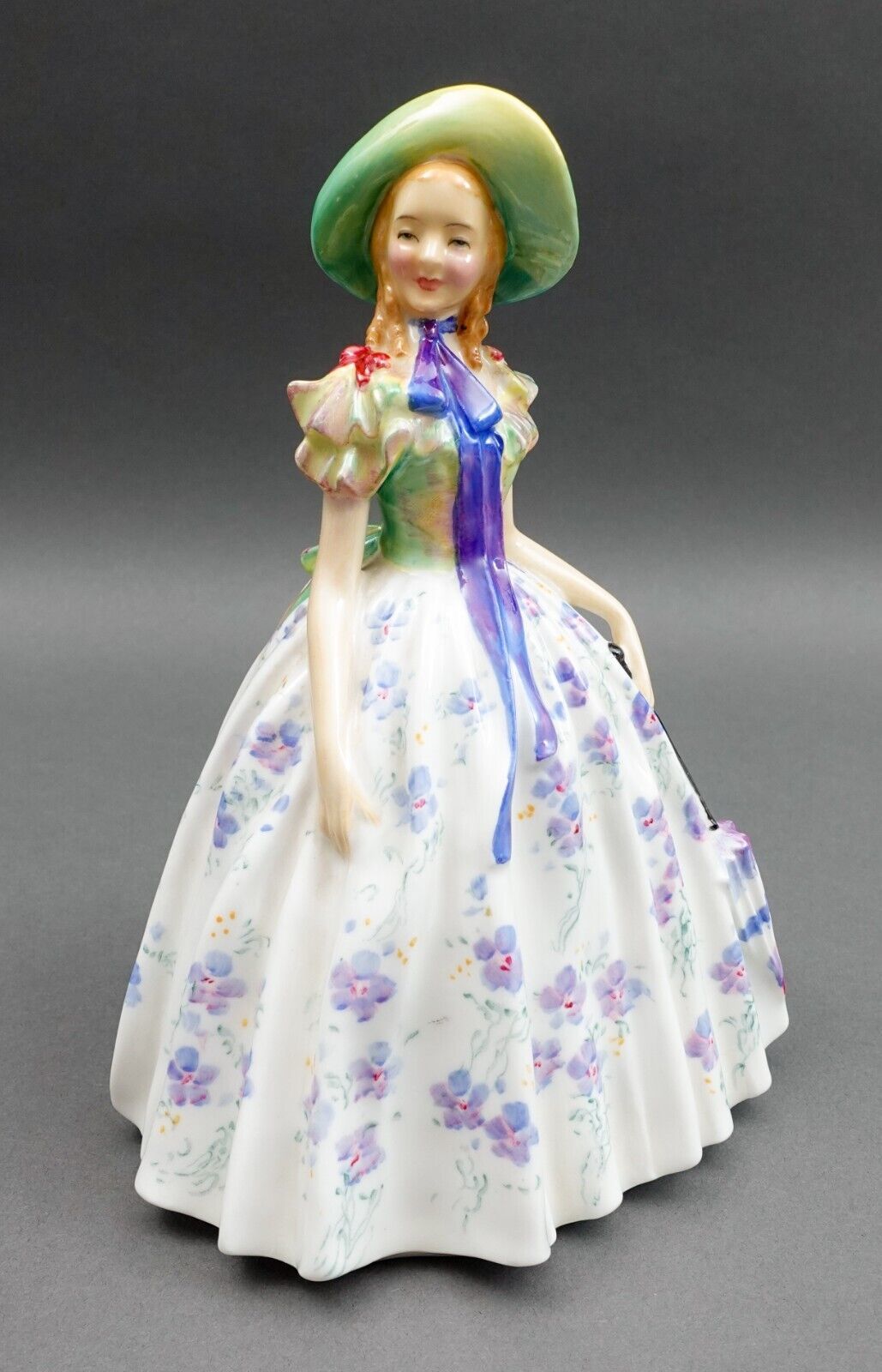 Royal Doulton England "Easter Day" Bone China Porcelain Figurine 842489 - £189.80 GBP