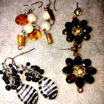 Beautiful lot of vintage earrings - €21,18 EUR