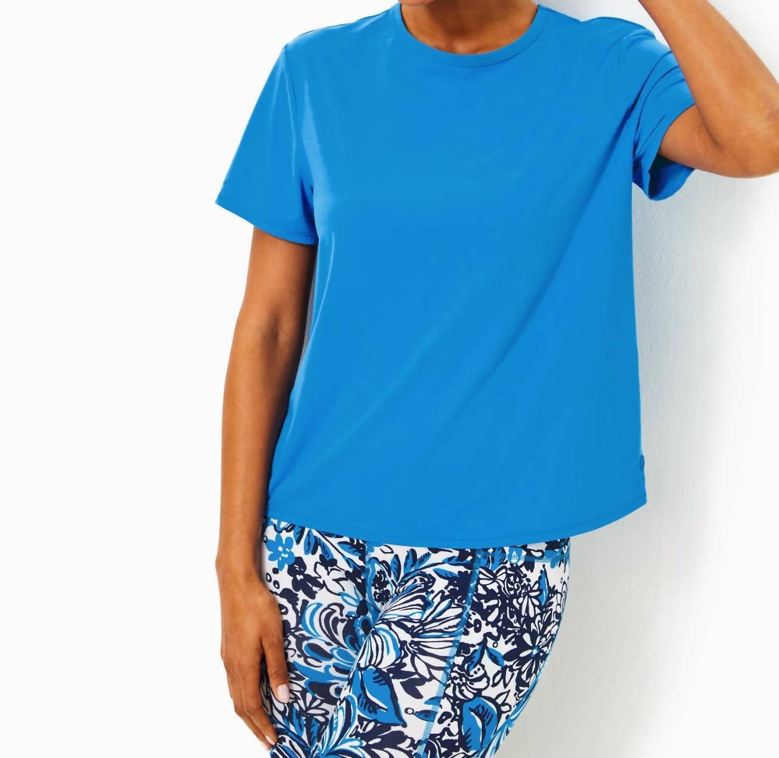 Lilly Pulitzer rally active tee in Morelle Blue