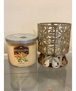 VTG Bath Body Works Honeysuckle Bouquet 3 Wick Candle &amp; Holder Fresh Pic... - €30,39 EUR