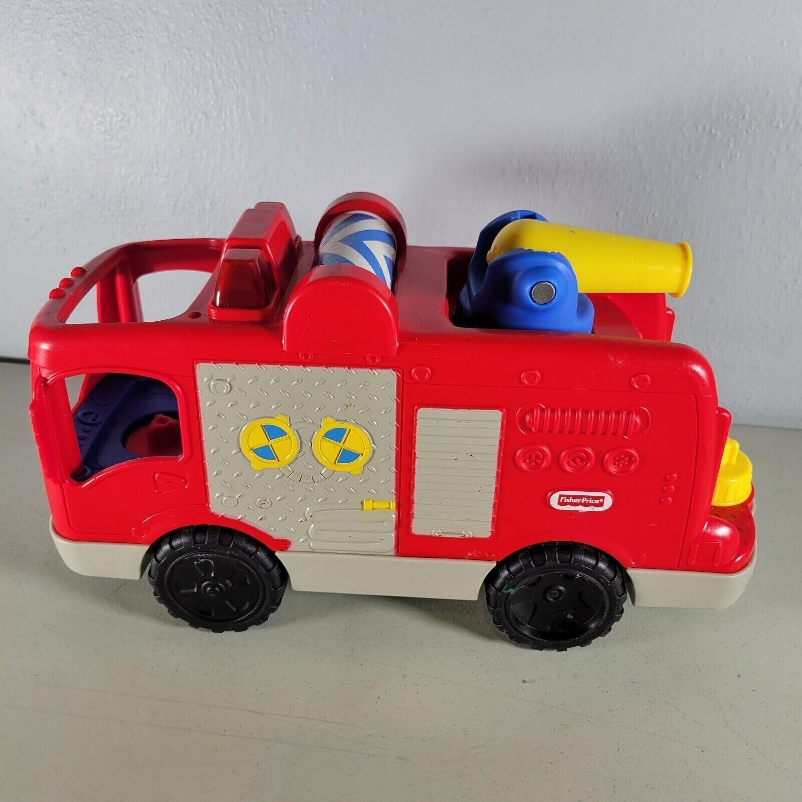 Fisher Price Fire Truck Toy Little People Helping Others - $9.96