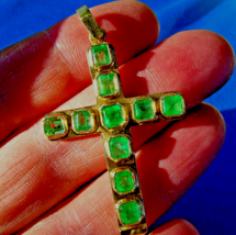 Earth mined Emerald Deco Cross Pendant Elegant Solid 18k Gold Medallion Gift - £9,520.17 GBP