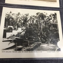 WWII US NAVY Photo New Zealand Troops  Land On Green Island 1944 VTG Photo 4”x5” - £9.28 GBP