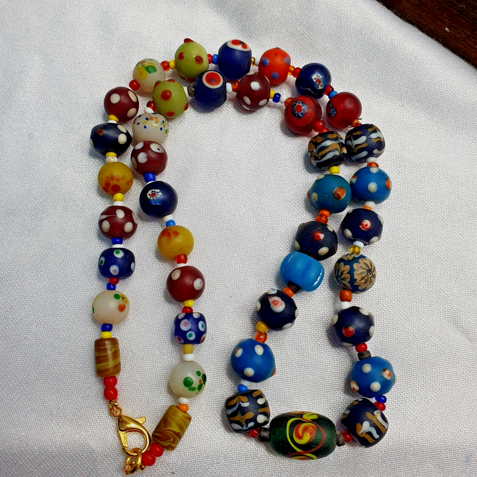 Primary image for Vintage Beads Collection Venetian Style Skunk, glass Beaded Necklace