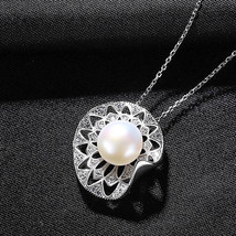S925 Sterling Silver Pendant Necklace Snail Shaped Freshwater Pearl Pendant Wome - £18.76 GBP