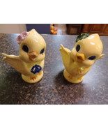Vintage  Bone China Chick Pair Figurine Decor 5&quot; Felted Base Bank Mold - $738.59 MXN