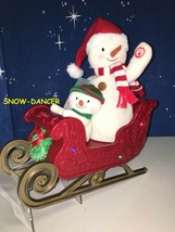 Hallmark 2016 Twinkling Sleigh Ride Snowmen Plush - £43.25 GBP