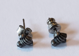 Vintage Handmade Sterling Silver Honeybee Earrings - £7.76 GBP