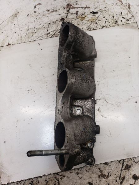 Passenger Intake Manifold 3.0L Lower Injector Base Fits 03-04 ACCORD 755972 - $43.55