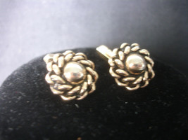 Gold tone Flower Circle Rope like Men&#39;s Cuff Links /   in Jewelry - £15.99 GBP