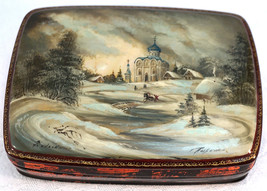 Hand Painted Russian Fedoskino Lacquer Box Snow Scene &amp; Cathedral Also Inside - £77.70 GBP