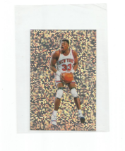 PATRICK EWING (New York Knicks) 1992-93 PANINI SPARKLE STICKER #94 - £3.95 GBP