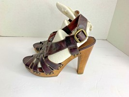Xhilaration Womens Sz 6 Strappy Brown Sandals 4.5 in Heel - $12.87