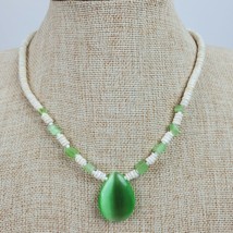 Vintage Shell Necklace Green Ivory 17 Inch Long - £10.70 GBP