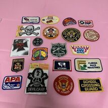 Lot of 20 Patches Skulls Lakers Billiards Peace Crossing Guard Bowling N... - $14.84